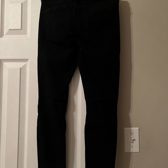 Womens American eagle black distressed jeans size 4 short - Picture 2 of 6
